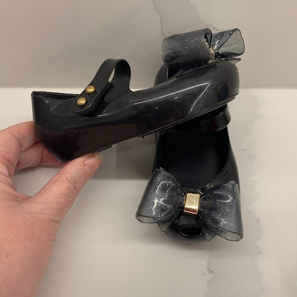 Mini Melissa Black sz 7 worn few times - Picture 2 of 5